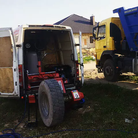 Выездной шиномонтаж в Москве 🚚 24 часа – цены на мобильный шиномонтаж | ДокторШина24